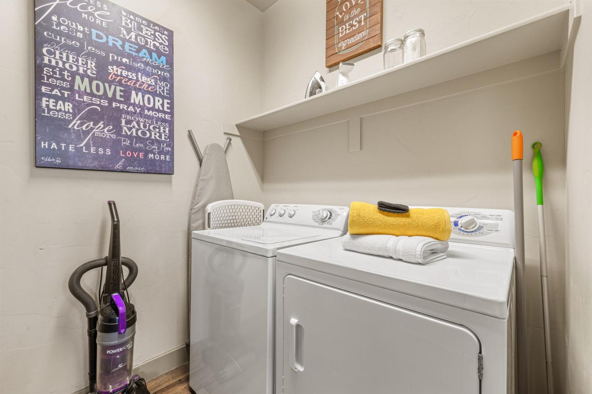 Butterfly Themed Kings Apartment With Private Garage & Access To Lux Hot Tub, Bbq & Gym South Jordan Εξωτερικό φωτογραφία