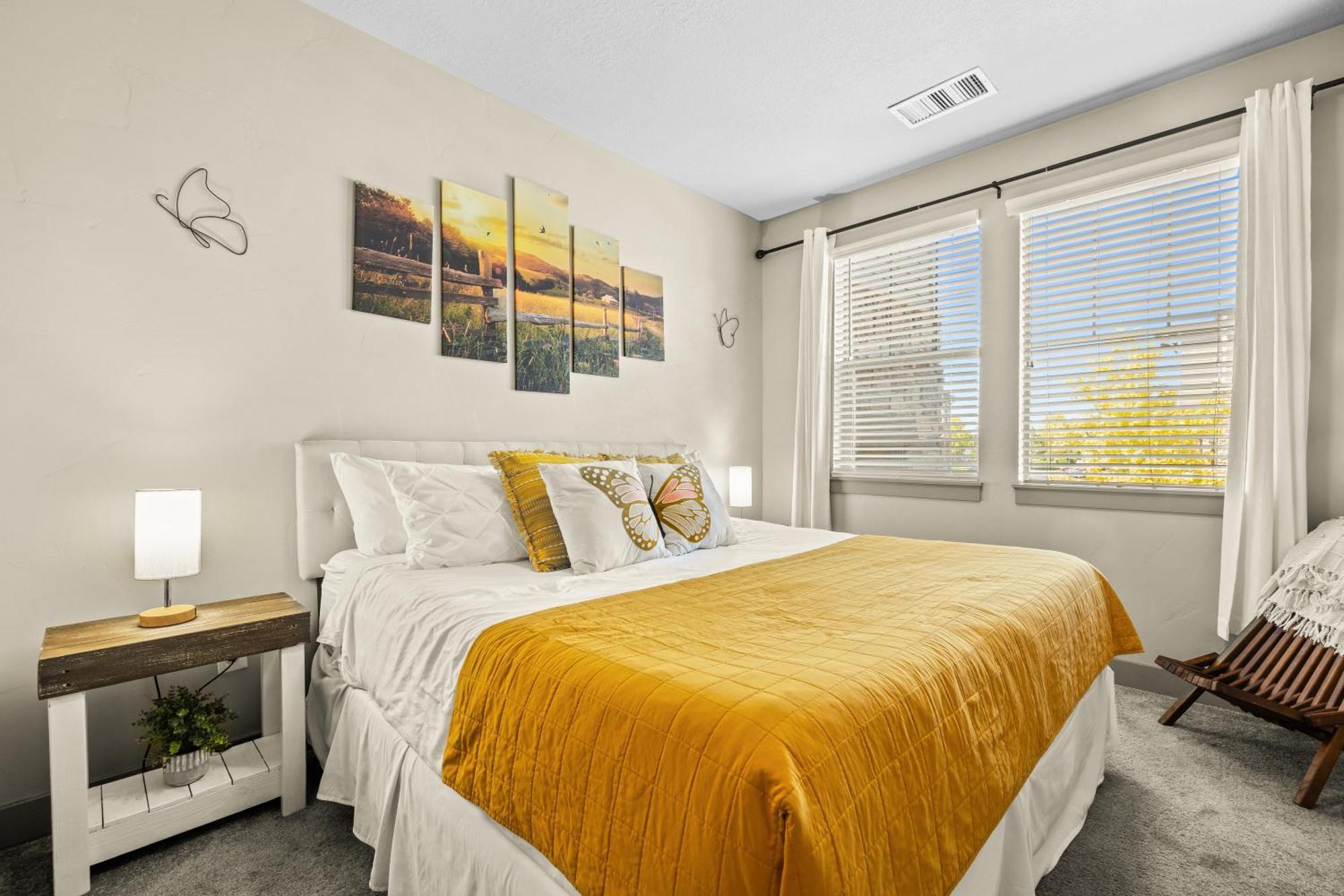Butterfly Themed Kings Apartment With Private Garage & Access To Lux Hot Tub, Bbq & Gym South Jordan Εξωτερικό φωτογραφία